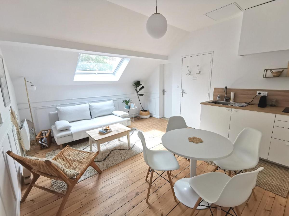 Ferienwohnung Le Repaire Du Cap-Hornier Rezé Exterior foto